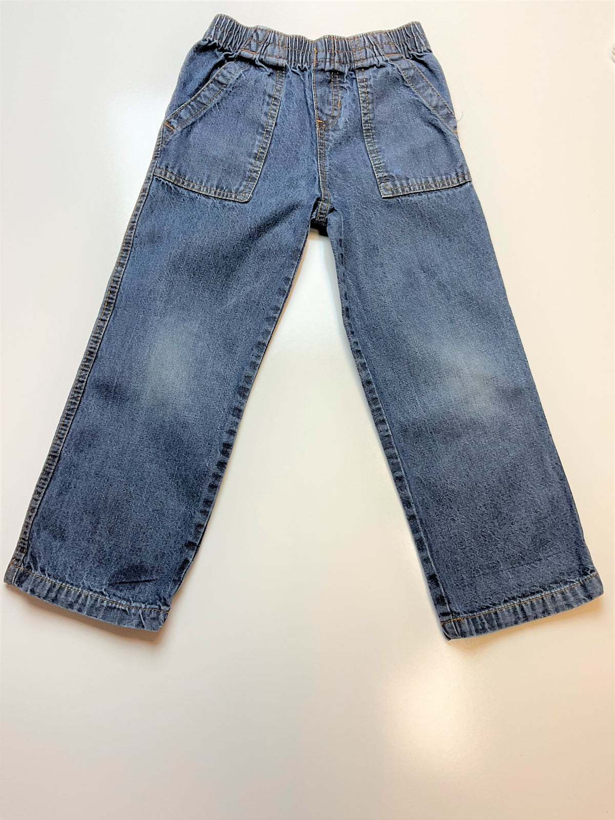 Carter&#39;s Size 6 Boys Two Piece Jeans Set..