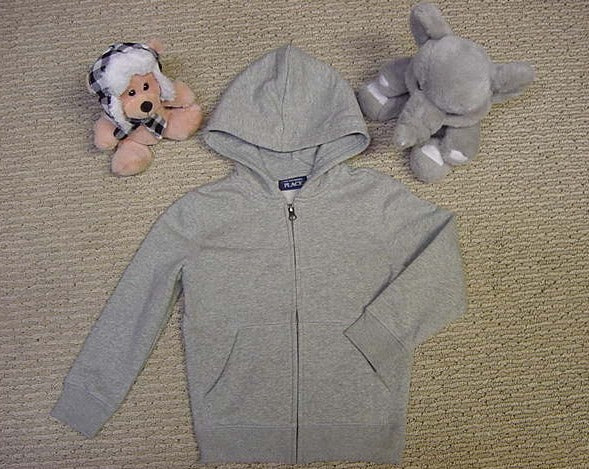 Toddler Boys Zip Up GREY Hoodie Size 5T.