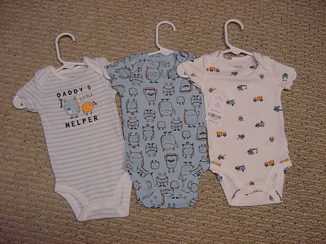 Carter&#39;s Baby Bundle. Five pieces.  Sz 3 Months