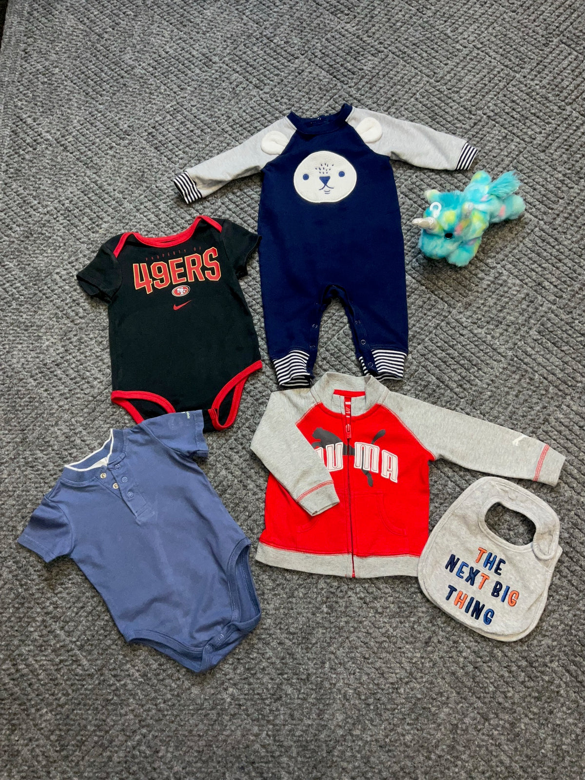 Nike Bundle for Baby BOY 3-6 Months......