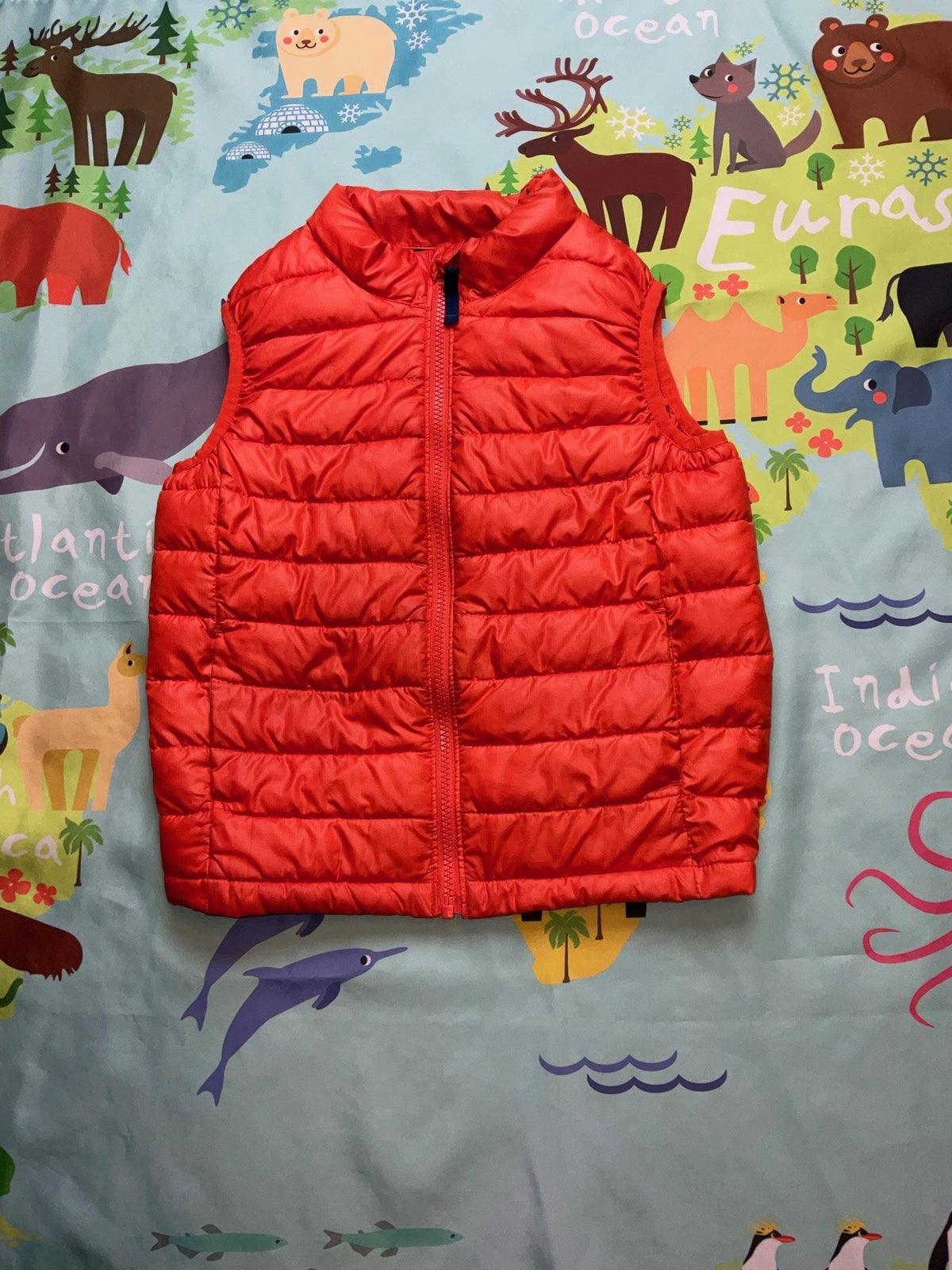 PRIMARY BOY&#39;S VEST SZ 6-7.