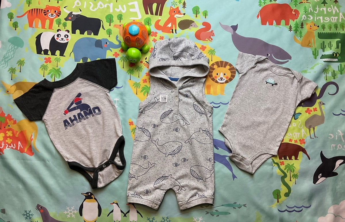 Carter&#39;s Six months boys bundle.