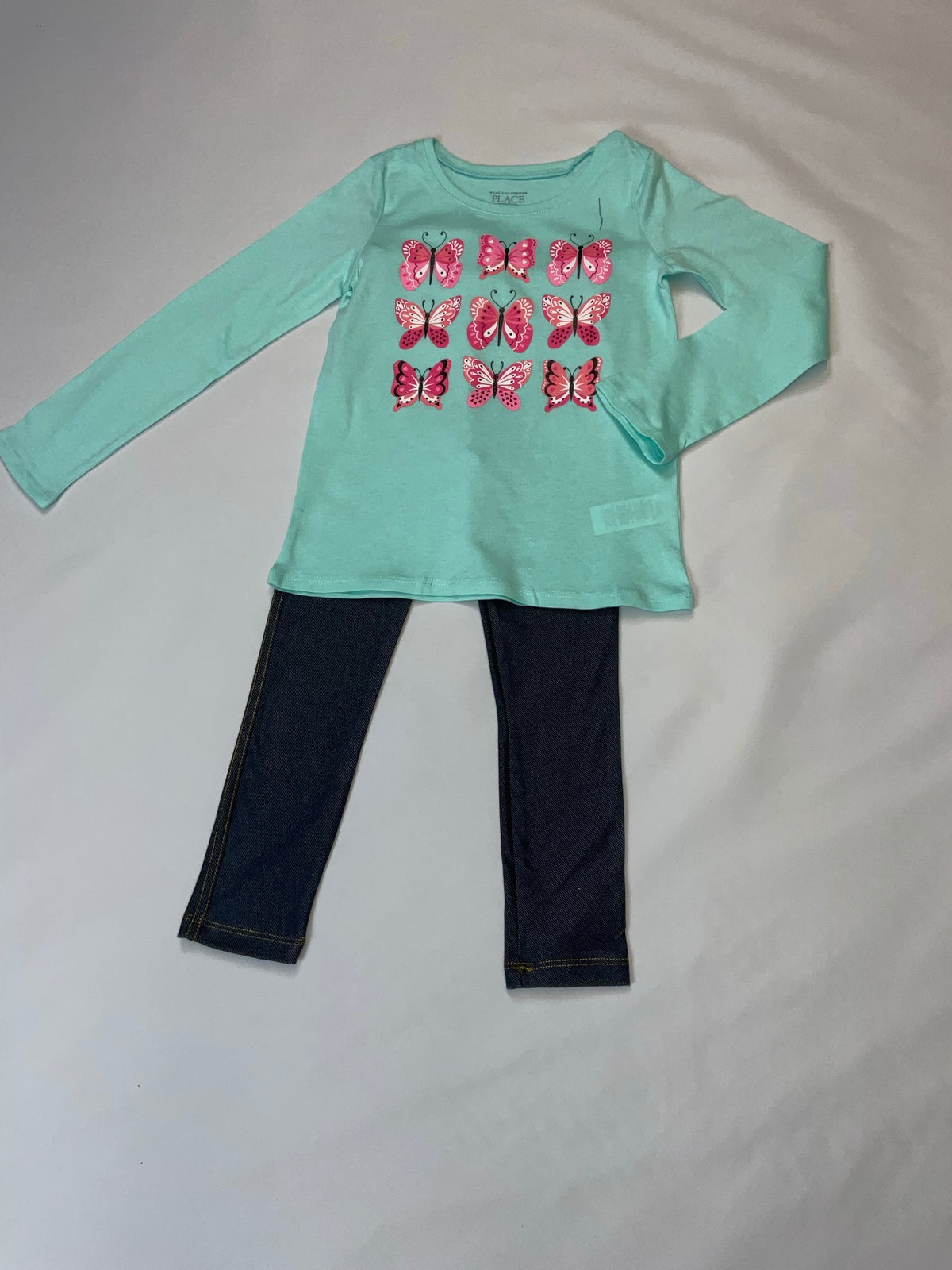 The Children&#39;s Place Size 5T Outfit