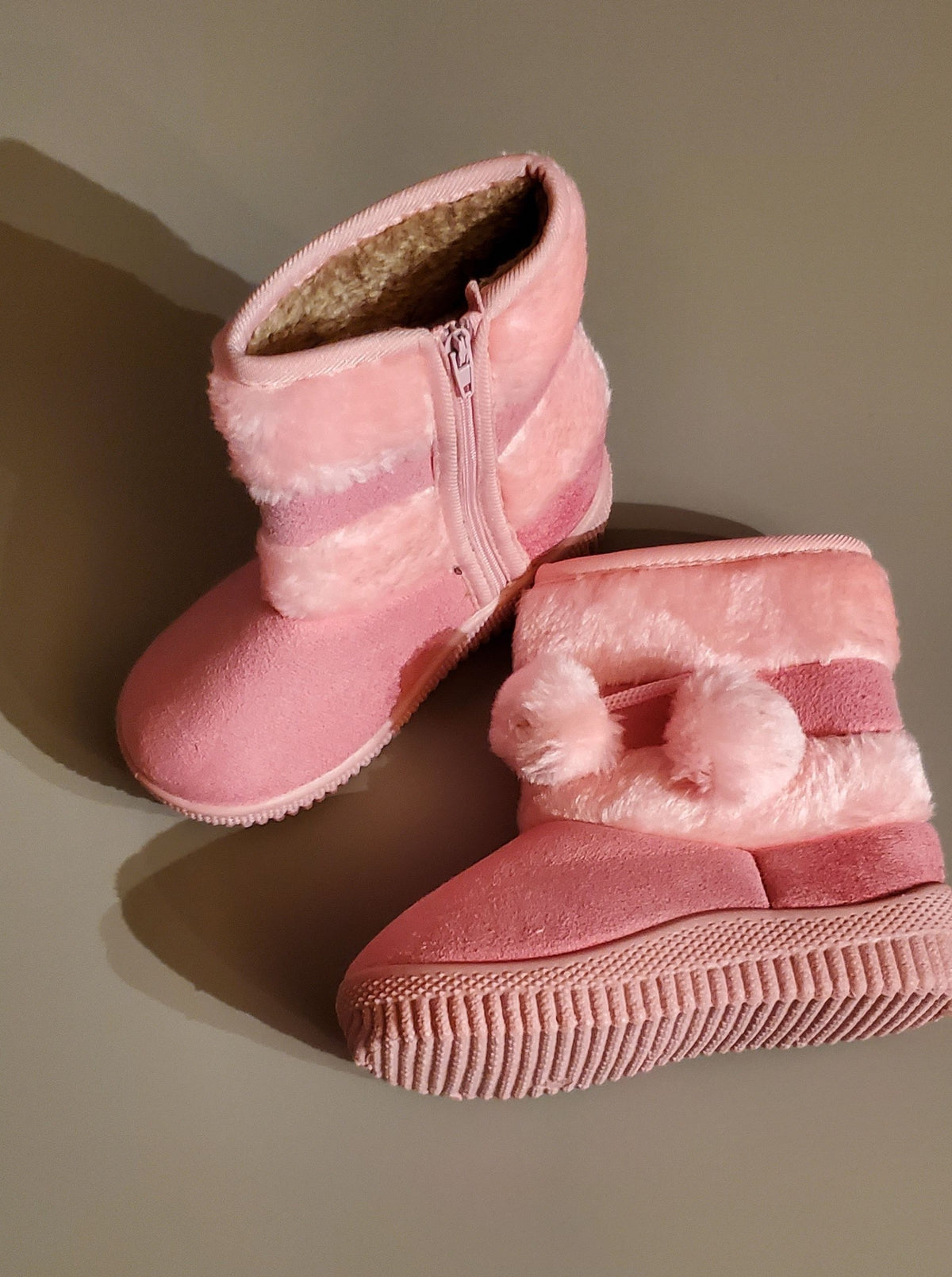 Girl Toddler Solid Fur Zipper Boots Sz. 8..