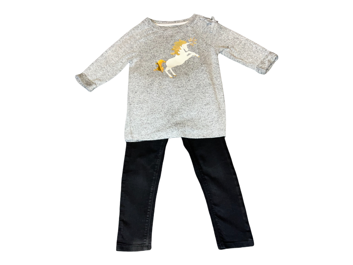 Cat &amp; Jack Girls  Size 4/5 Outfit