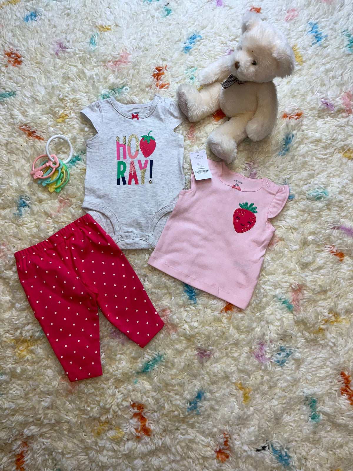 Carter&#39;s Three Month&#39;s Girl Outfit bundle