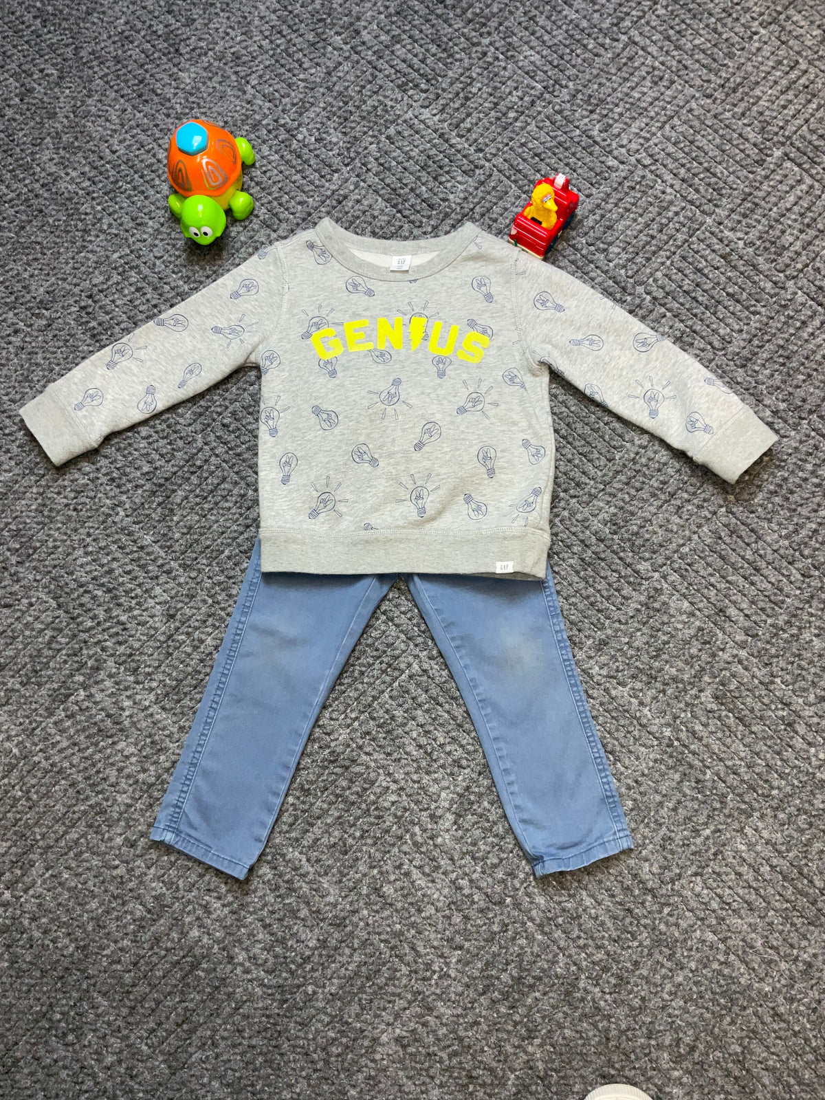 BABY GAP 3T Boy&#39;s Outfit..